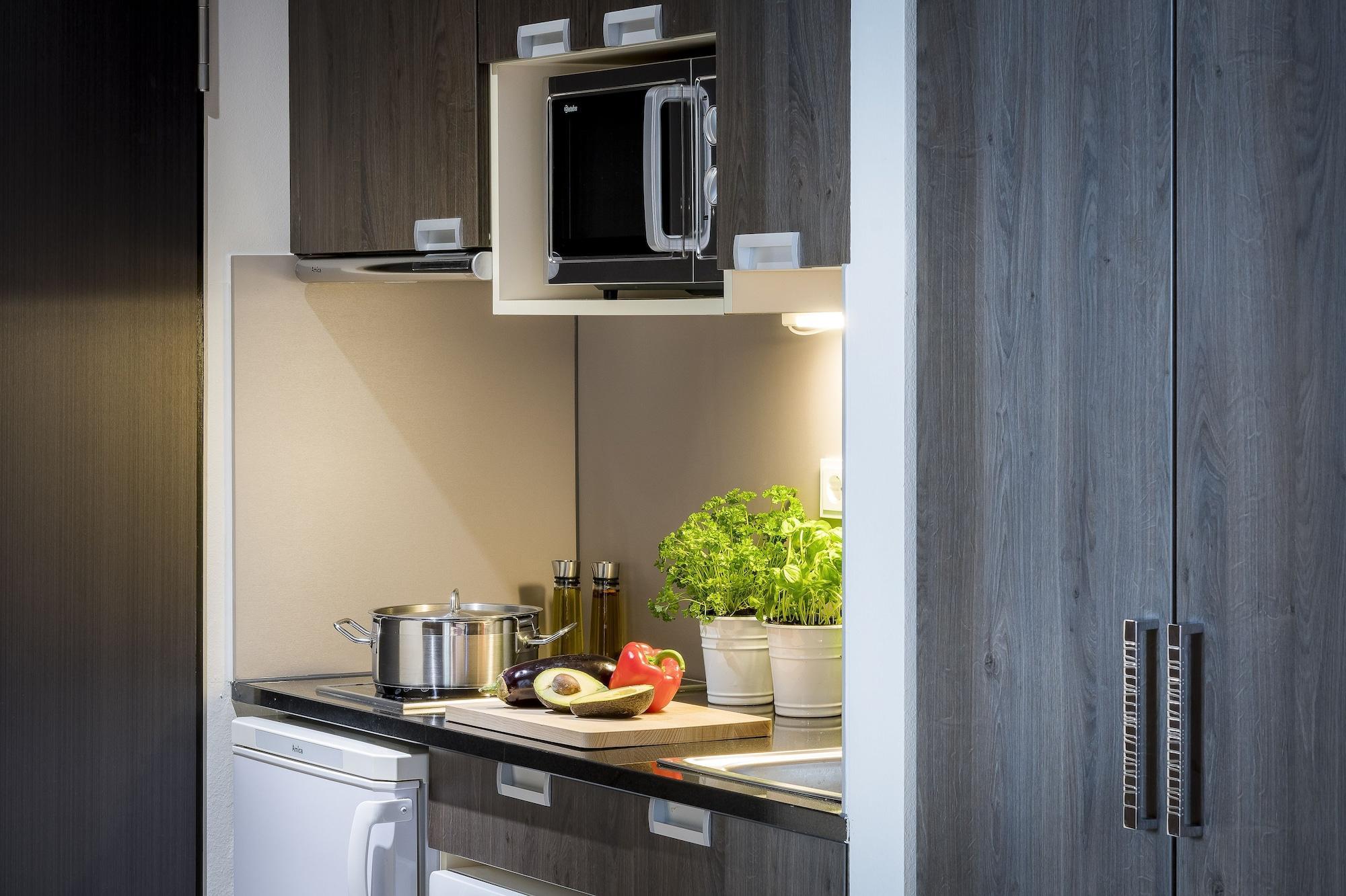 Aparthotel Citadines Arnulfpark Monaco di Baviera Esterno foto
