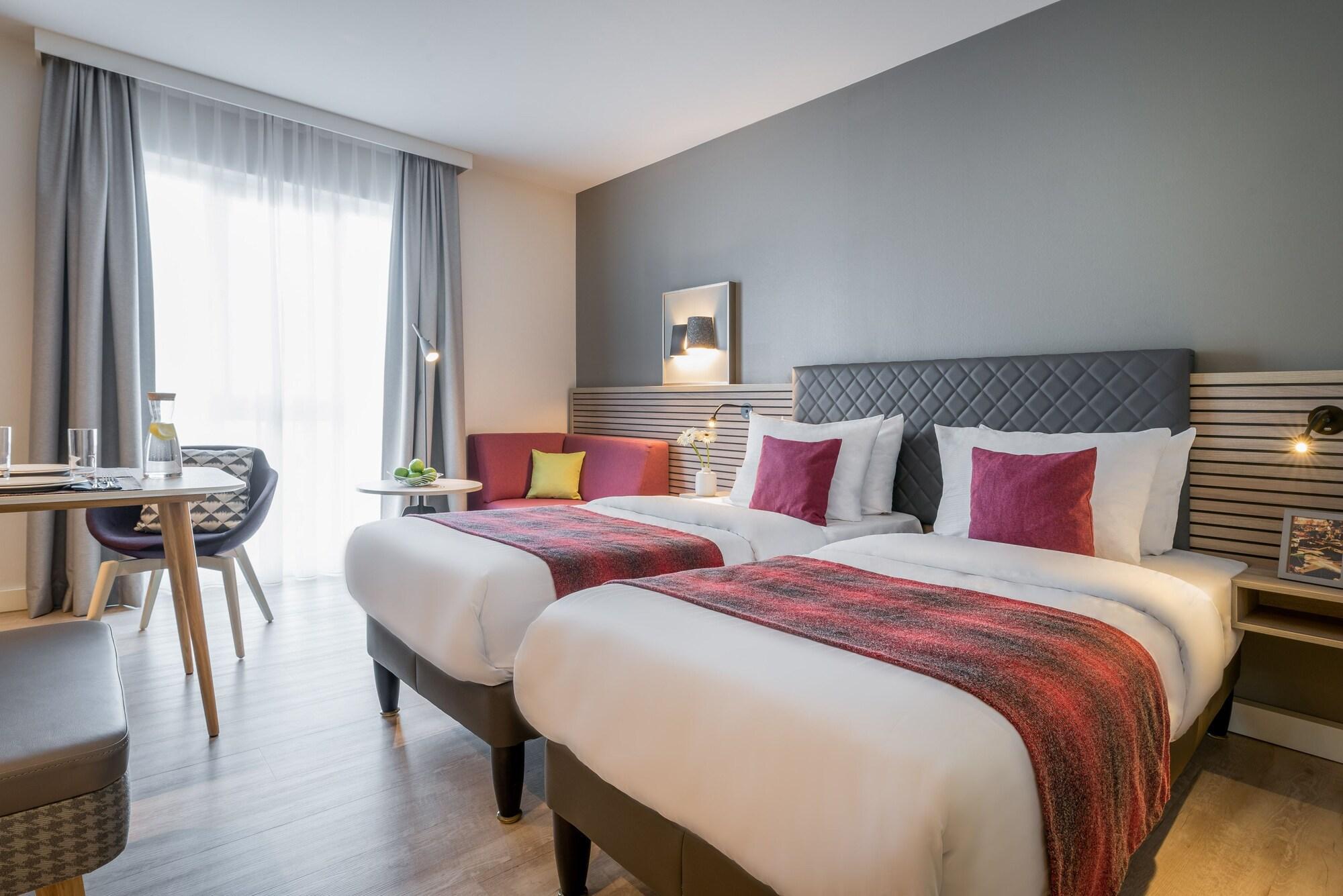 Aparthotel Citadines Arnulfpark Monaco di Baviera Esterno foto