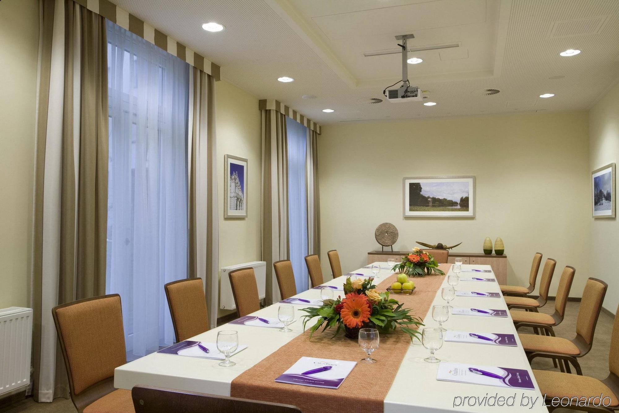 Aparthotel Citadines Arnulfpark Monaco di Baviera Esterno foto