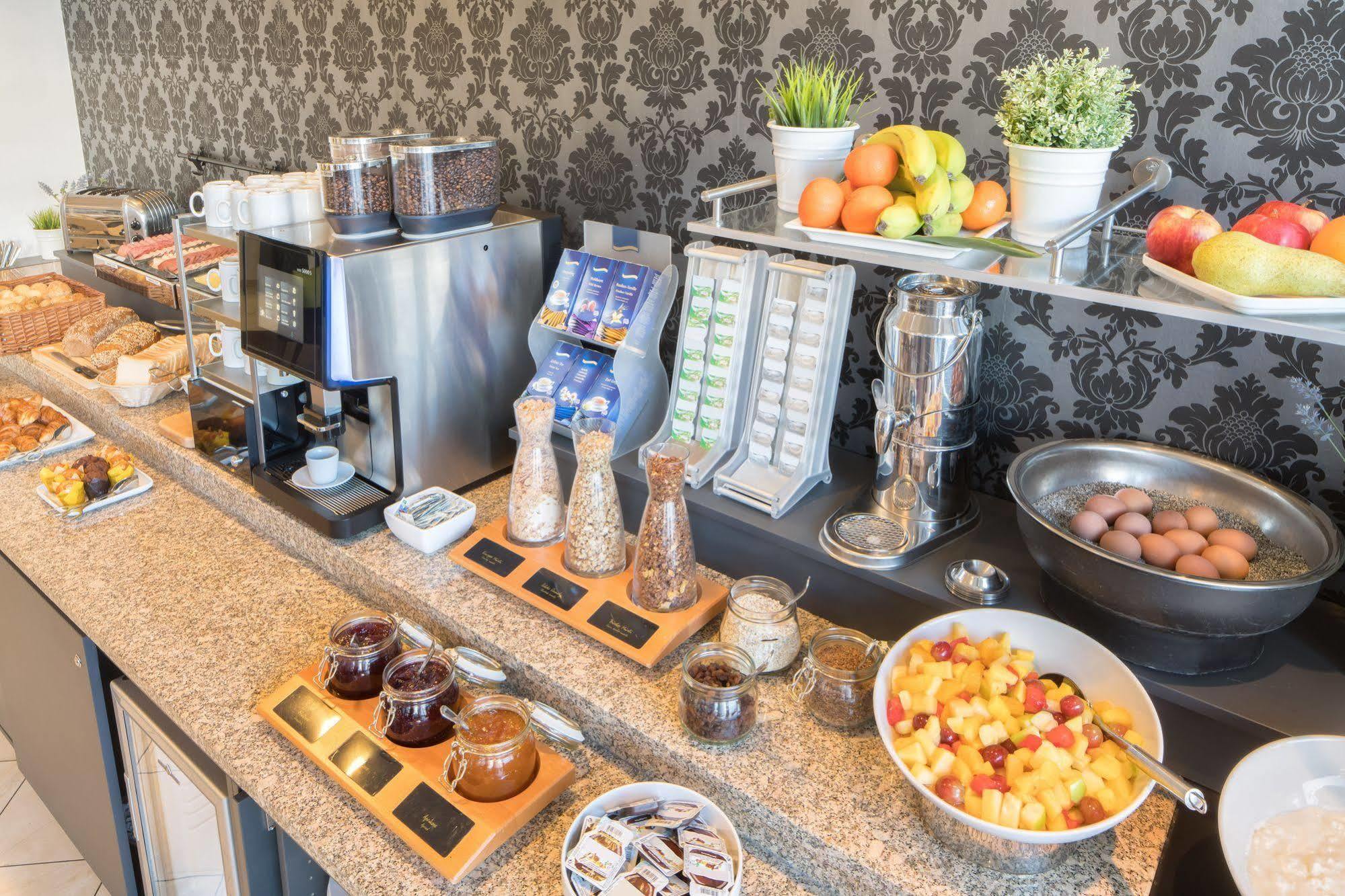Aparthotel Citadines Arnulfpark Monaco di Baviera Esterno foto